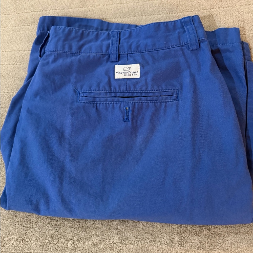 Vineyard Vines Shorts sz 38. Excellent Condition!